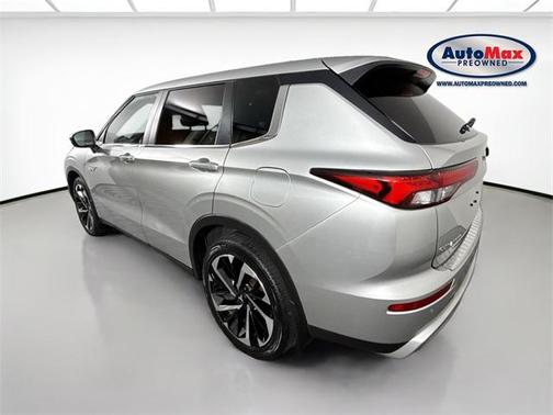 2023 Mitsubishi Outlander PHEV SE S-AWC