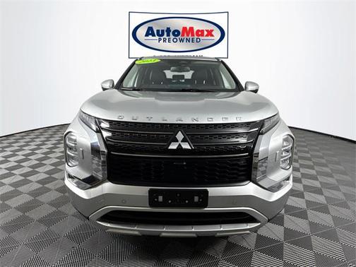 2023 Mitsubishi Outlander PHEV SE S-AWC
