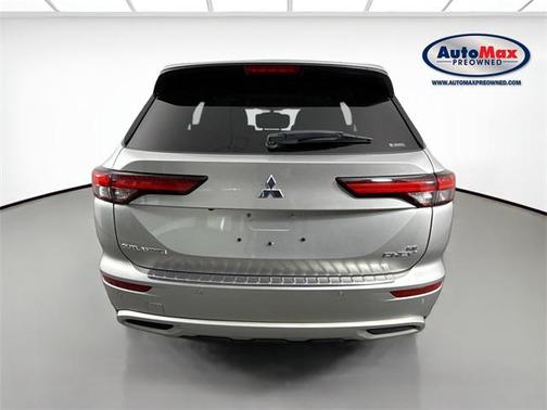 2023 Mitsubishi Outlander PHEV SE S-AWC