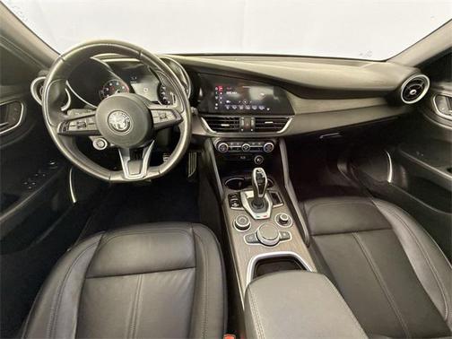 2022 Alfa Romeo Giulia Ti