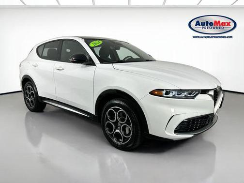 Milano White 2024 Alfa Romeo Tonale Ti EAWD