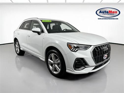 2024 Audi Q3 Premium 45 TFSI S line quattro Tiptronic