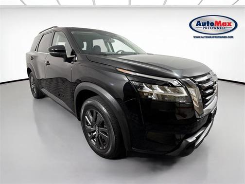 2022 Nissan Pathfinder SV 4WD