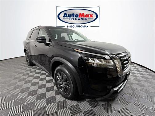 2022 Nissan Pathfinder SV 4WD