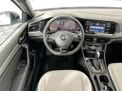 2021 Volkswagen Jetta 1.4T R-Line