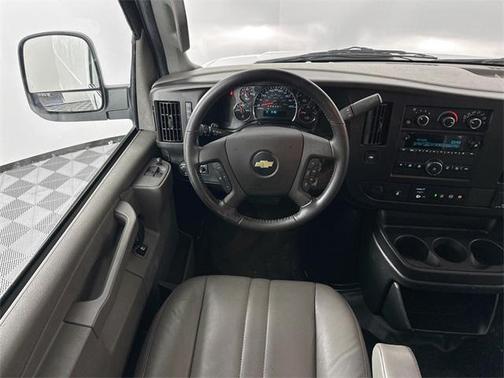 2022 Chevrolet Express 2500 RWD 2500 Regular Wheelbase WT