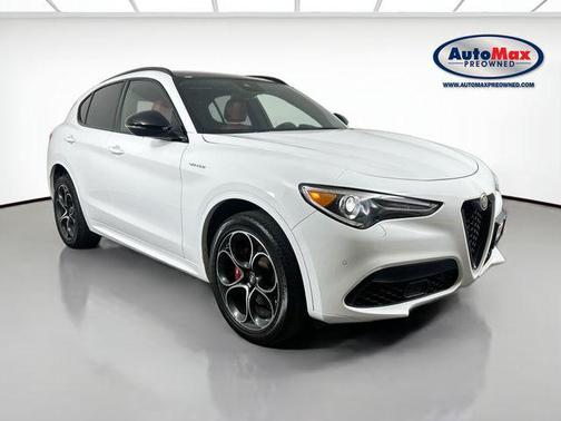 2023 Alfa Romeo Stelvio Veloce AWD