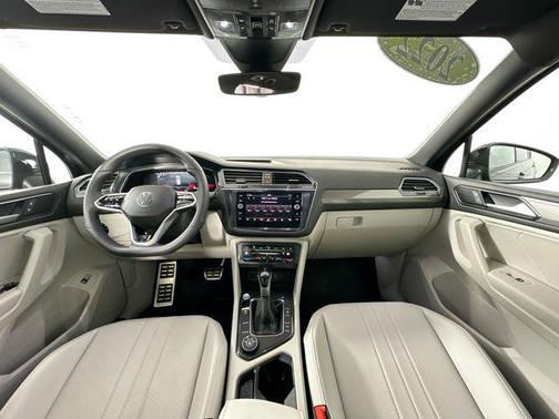 2022 Volkswagen Tiguan 2.0T SE R-Line Black 4MOTION