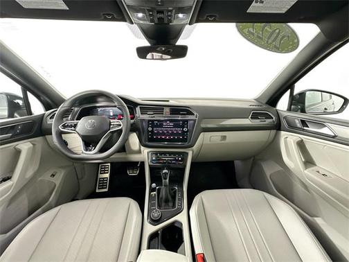 2022 Volkswagen Tiguan 2.0T SE R-Line Black 4MOTION
