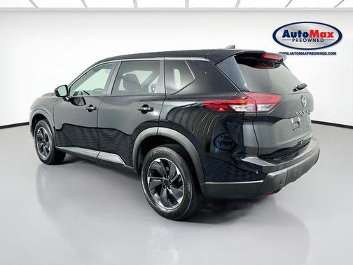 Super Black 2024 Nissan Rogue SV