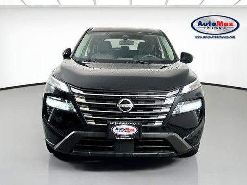 Super Black 2024 Nissan Rogue SV