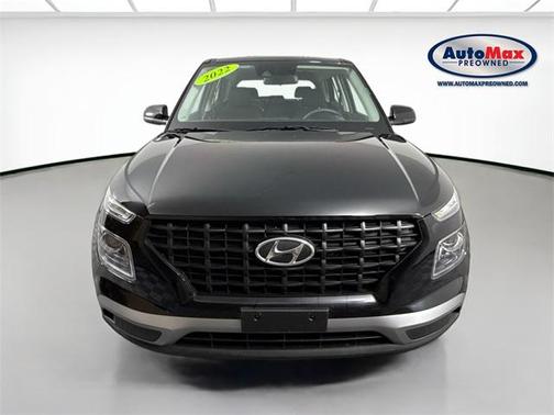 2022 Hyundai VENUE SE