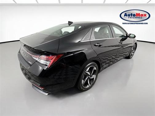 2022 Hyundai ELANTRA Limited