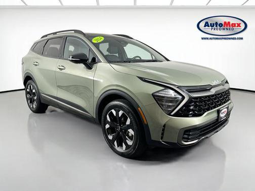 Jungle Green 2024 Kia Sportage X-Line