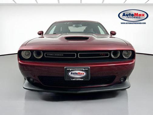 Octane Red Pearlcoat 2022 Dodge Challenger R/T