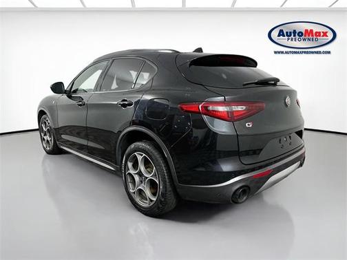 2022 Alfa Romeo Stelvio Ti