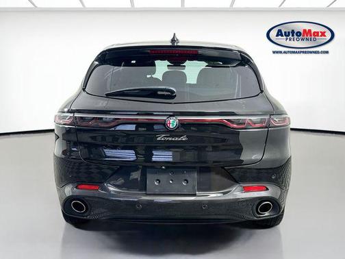 Alfa Black 2024 Alfa Romeo Tonale Veloce EAWD