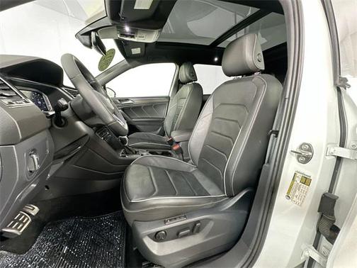 2022 Volkswagen Tiguan 2.0T SEL R-Line 4MOTION