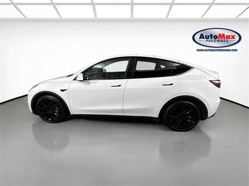2022 Tesla Model Y Long Range Dual Motor All-Wheel Drive
