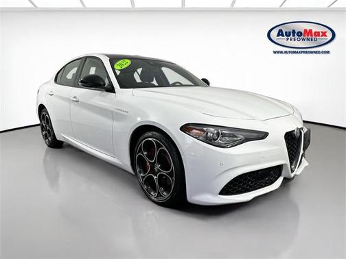 2022 Alfa Romeo Giulia Veloce