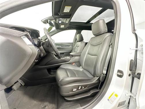2022 Cadillac XT6 Premium Luxury AWD