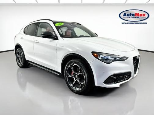 Alfa White 2024 Alfa Romeo Stelvio Veloce