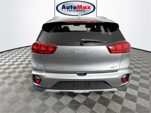 2022 Kia Niro LX