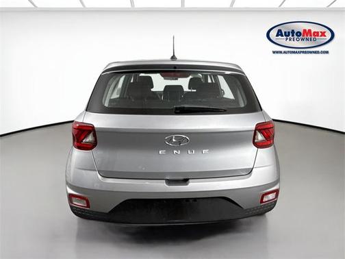 2024 Hyundai VENUE SE