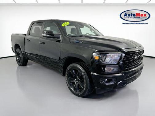 Diamond Black Crystal Pearlcoat 2023 RAM 1500 Big Horn/Lone Star