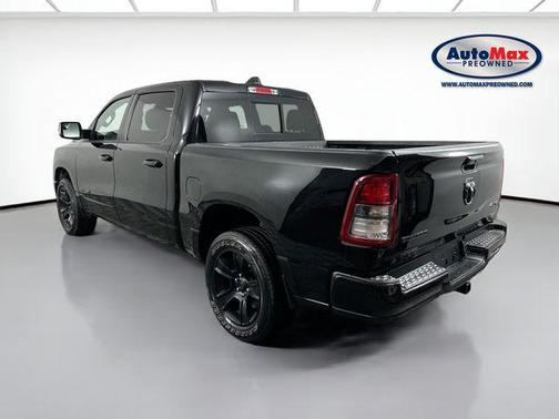 Diamond Black Crystal Pearlcoat 2023 RAM 1500 Big Horn/Lone Star