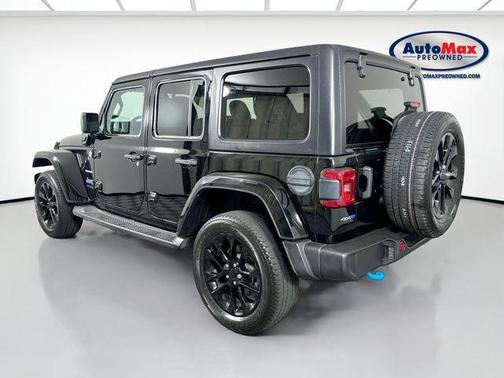 Black Clearcoat 2022 Jeep Wrangler Unlimited 4xe Sahara