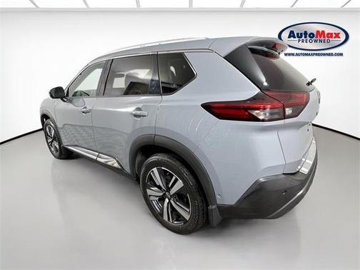 2022 Nissan Rogue SL