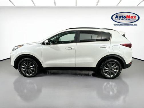 Snow White Pearl 2021 Kia Sportage S
