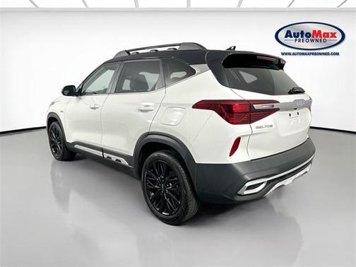 2022 Kia Seltos Nightfall Edition