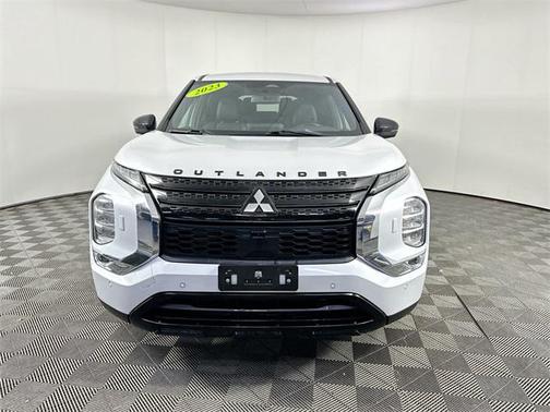 2023 Mitsubishi Outlander SE Black Edition S-AWC