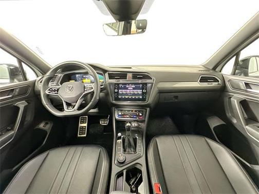 2022 Volkswagen Tiguan 2.0T SE R-Line Black 4MOTION