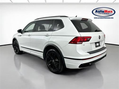2022 Volkswagen Tiguan 2.0T SE R-Line Black 4MOTION
