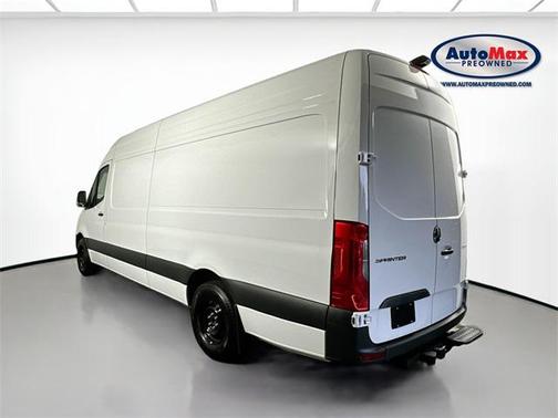 2025 Mercedes-Benz Sprinter 2500 High Roof