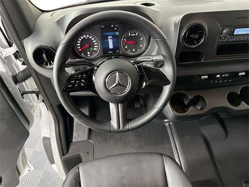 2025 Mercedes-Benz Sprinter 2500 High Roof