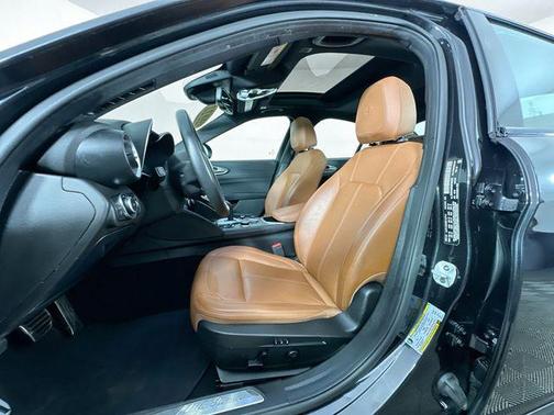Vulcano Black Metallic 2022 Alfa Romeo Giulia Ti