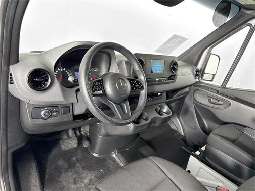 2020 Mercedes-Benz Sprinter 2500 Standard Roof