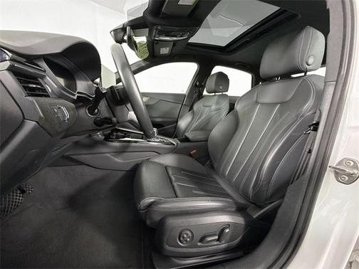 2023 Audi A4 45 S line Premium Plus