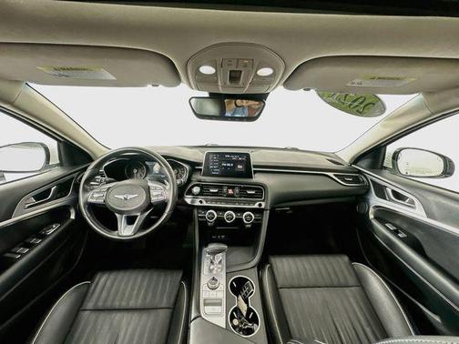 Uyuni White 2021 Genesis G70 2.0T AWD