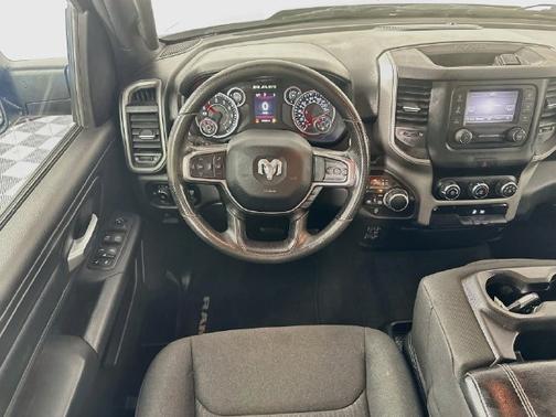 Diamond Black Crystal Pearlcoat 2024 RAM 1500 Tradesman