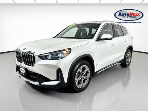 Mineral White Metallic 2025 BMW X1 xDrive28i