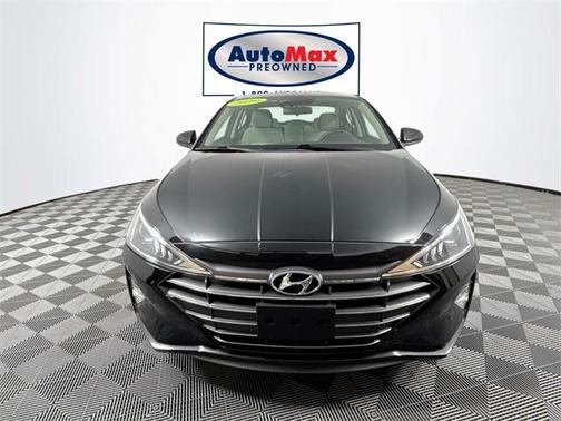 2020 Hyundai ELANTRA SE
