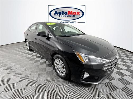 2020 Hyundai ELANTRA SE