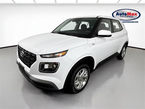 2022 Hyundai VENUE SE