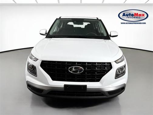 2022 Hyundai VENUE SE