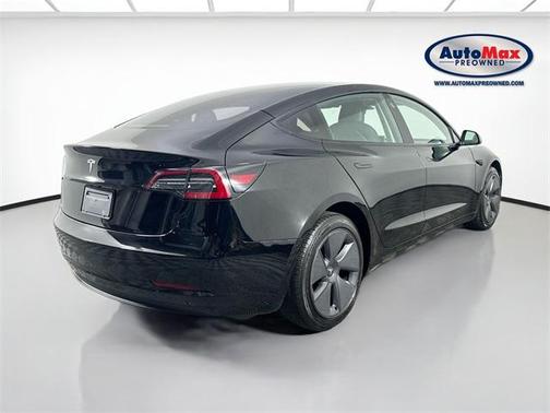 2023 Tesla Model 3 Standard Range